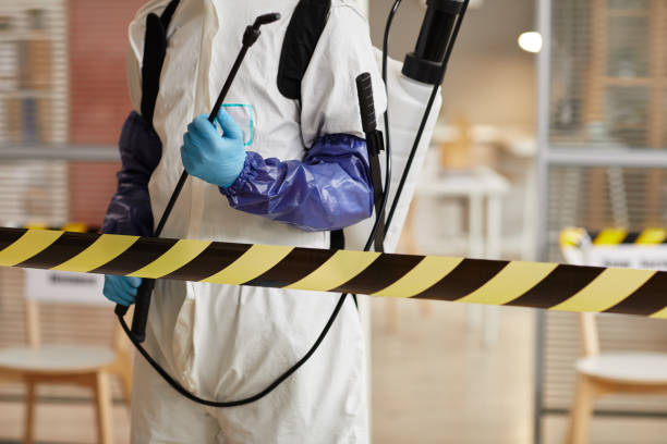 Professional Biohazard technician working in Carson City, MI